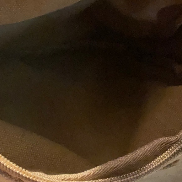 Maze Crossbody - Picture 2 of 2